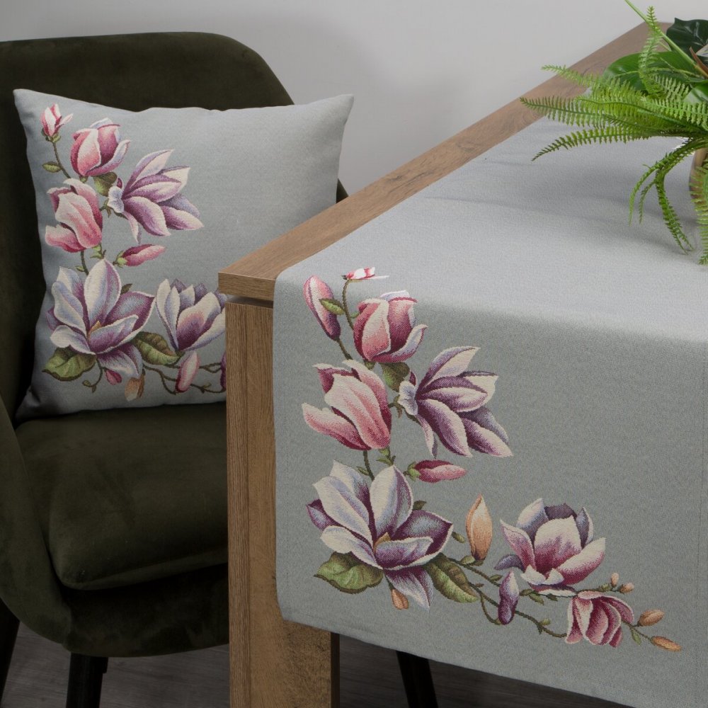 Traversa pentru masa gri cu model magnolie fin țesută Lățime: 45 cm | Lungime: 140 cm