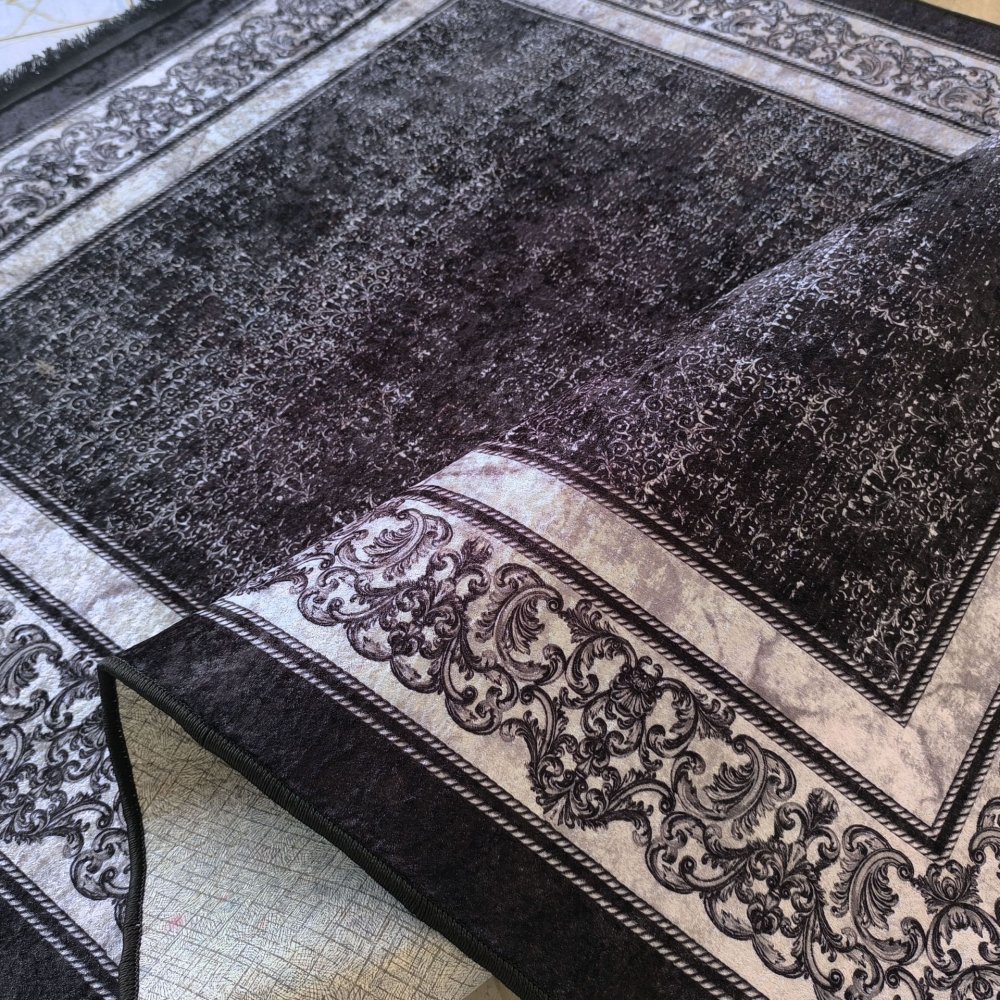 Covor negru elegant cu margine ornamentală Lăţime: 120 cm | Lungime: 180 cm