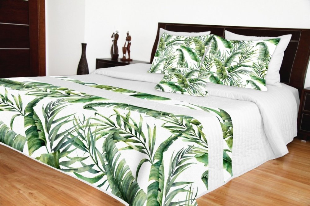 Bílý přehoz na postel se zelenými listy Šířka: 200 cm | Délka: 220 cm
