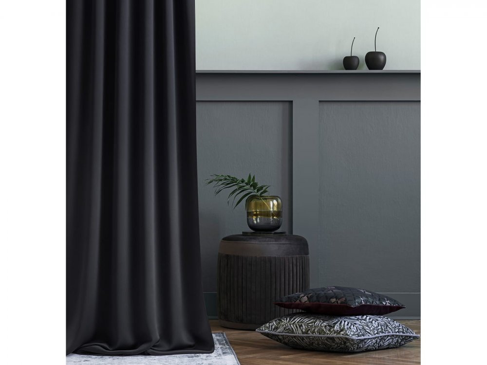Draperie luxoasă de culoare neagră, cu inele metalice 140 x 280 cm