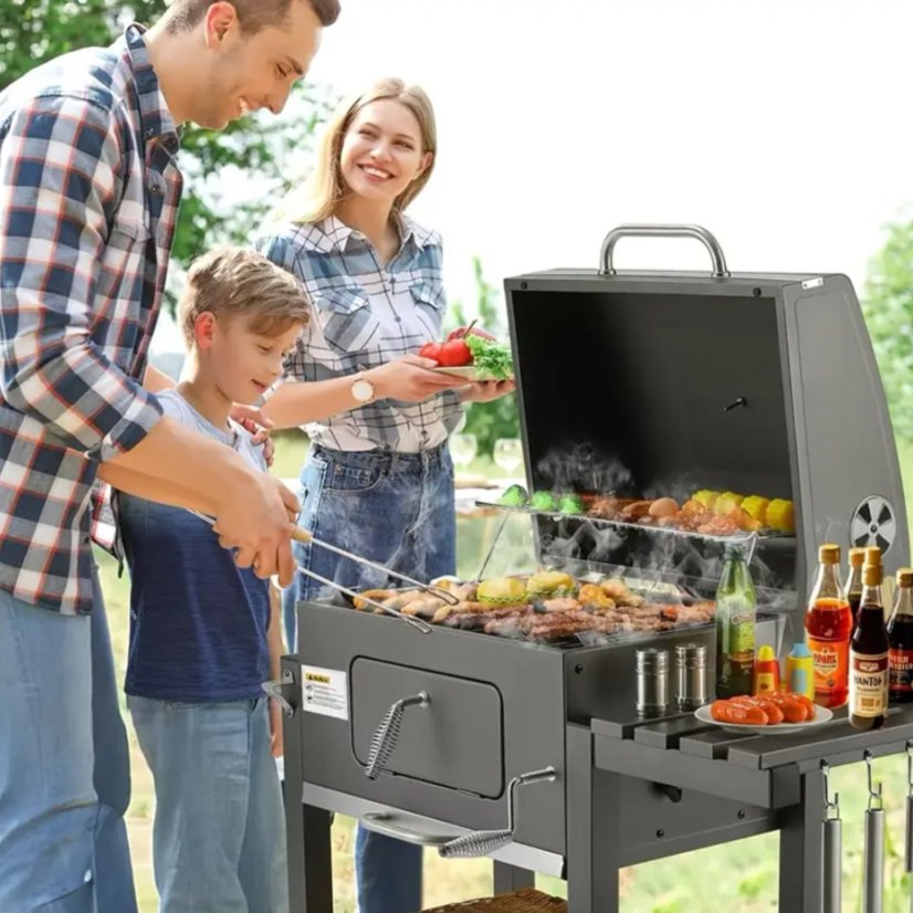 Masívny rodinný záhradný gril