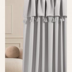 Sivý záves Astoria so strapcami na stieborné priechodky 140 x 280 cm