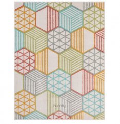 Цветен килим с геометрични шарки