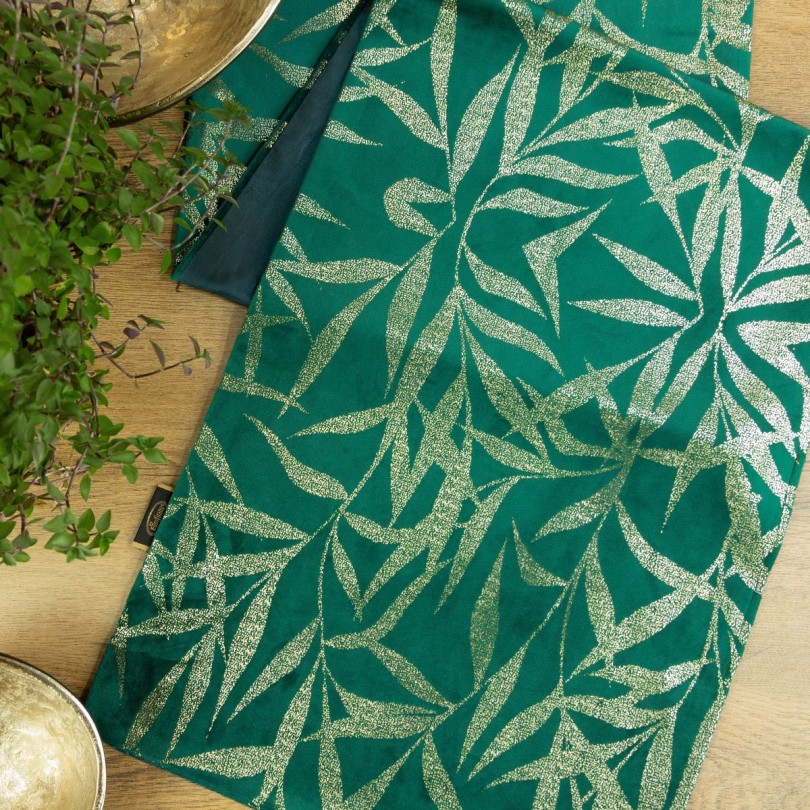 Baršunasti središnji stolnjak sa zelenim printom