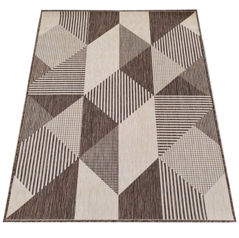 Štýlový koberec s geometrickými vzormi v hnedej farbe