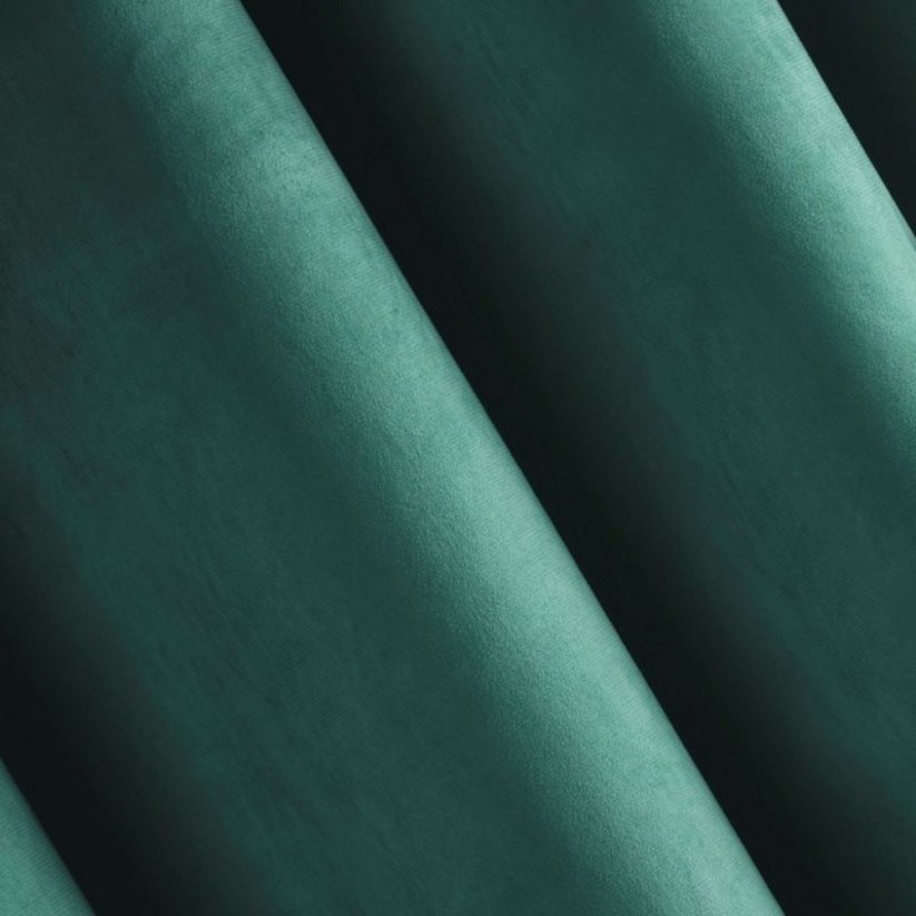 Draperie opaca verde inchis pentru sufragerie cu cercuri 140 x 250 cm