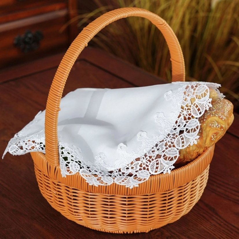 Fehér húsvéti terítő - ovális, csipkével és húsvéti tojások mintájával