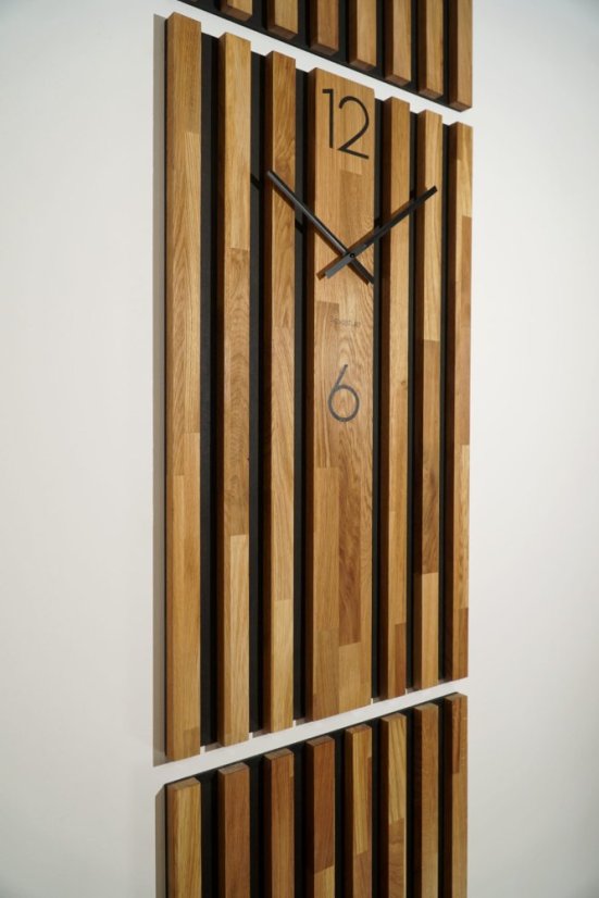 Dubové lamelové hodiny 250 x 58 cm