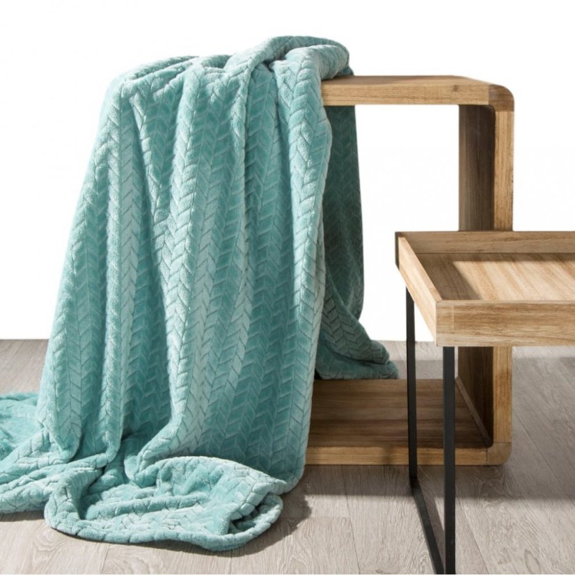 Príjemne mäkká deka mätovo zelenej farby