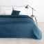 Moderný prehoz na posteľ Boni tmavo modrej farby
