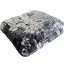 Luxusná deka z akrylu sivá s motívom kameňov