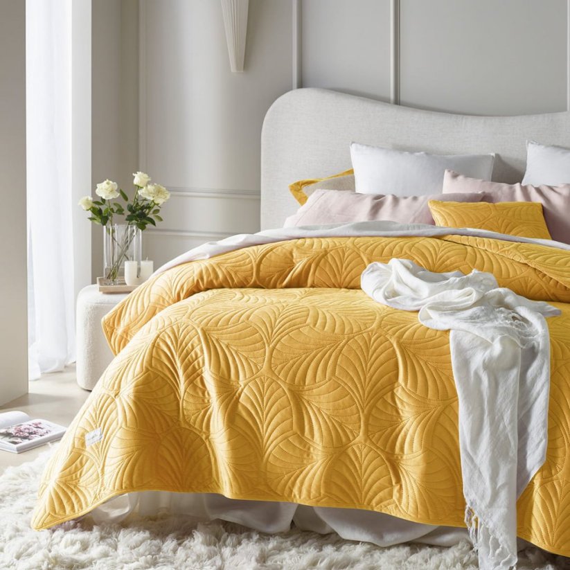 Prekrivač za krevet od žutog velura Feel  220 x 240 cm