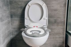 Gyerek WC szűkítő párnázott - szürke