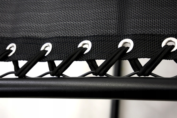 Záhradné lehátko s držiakom a vakúšom v sivej farbe 