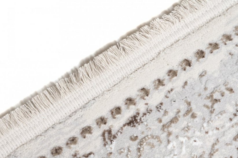 Дизайнерски винтидж килим с шарка в кремаво - Размерът на килима: Ширина: 160 см | Дължина: 230 см