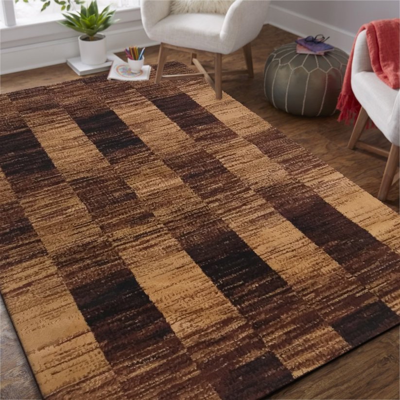 Kvalitás barna szőnyeg darabra