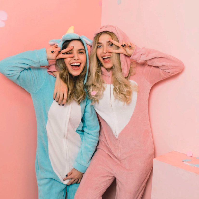 Türkizkék színű Kigurumi kezeslábas Unikornis - M méret