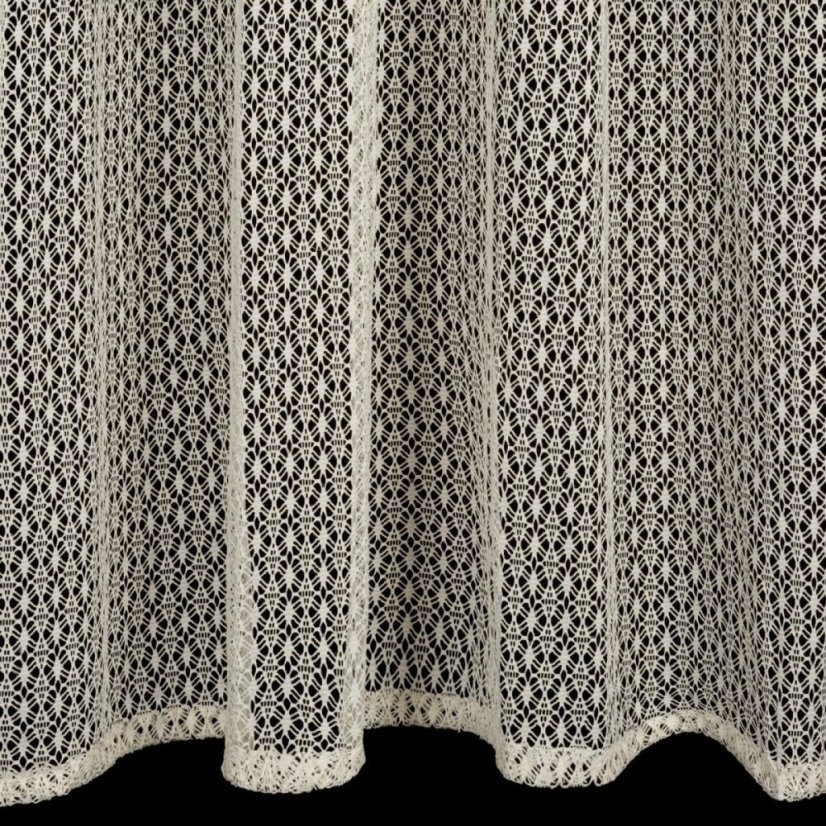 Záclona na kruzích s romantickým háčkovaným ažurovým vzorem - béžová