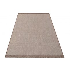 Tappeto marrone liscio semplice e pratico