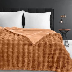 Braune Plüsch-Bettdecke mit 3D-Effekt - eine stilvolle Ergänzung des Interieurs