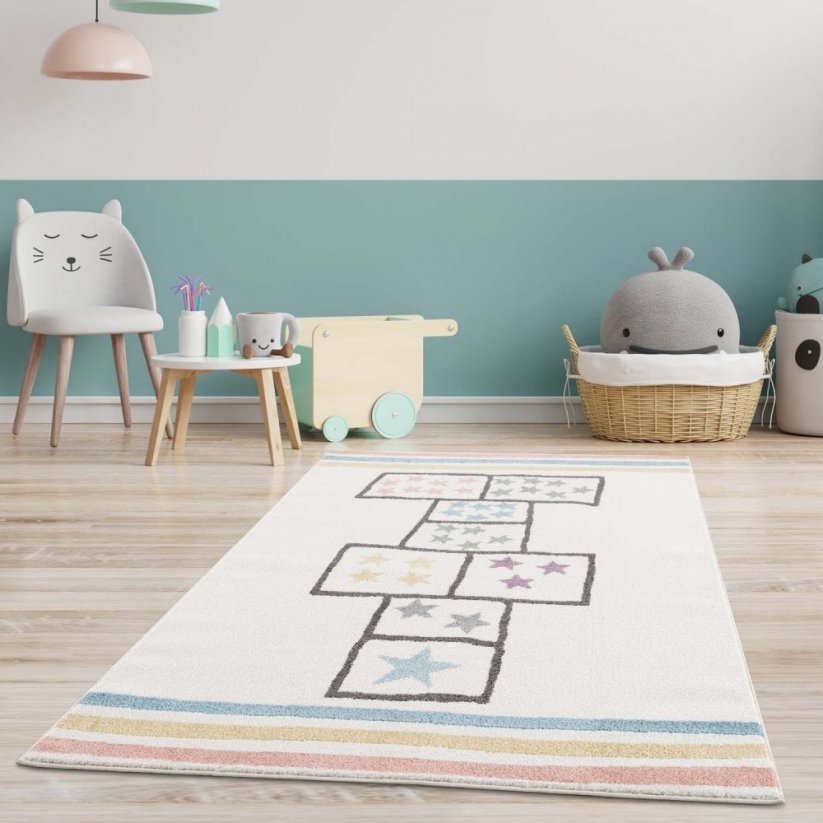 Кремав детски килим за игра