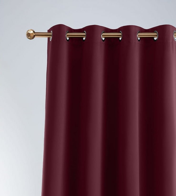 Tenda ad anelli oscurante moderna in colore bordeaux 140 x 280 cm