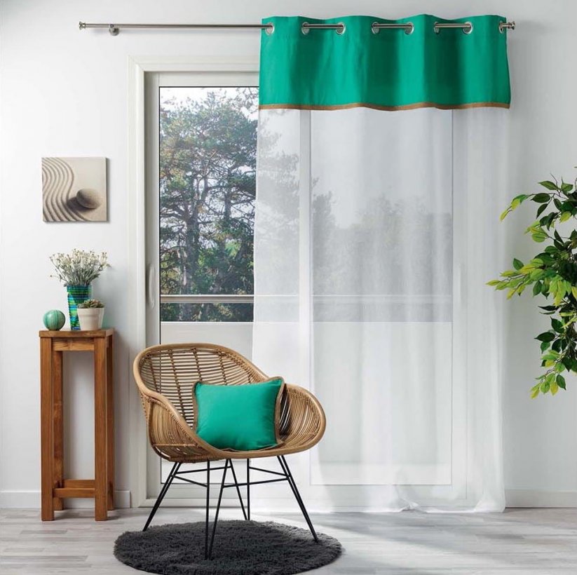 Originální záclona na okno se zeleným pásem 140 x 240 cm