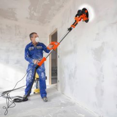 Brusilica od 750 W s LED rasvjetom i usisavanjem prašine