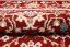 Schöner roter Teppich im Vintage-Stil