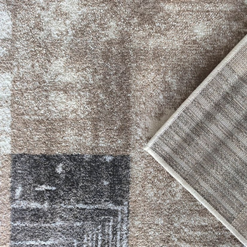 Moderný koberec Panamero - hnedý s geometrickým vzorom