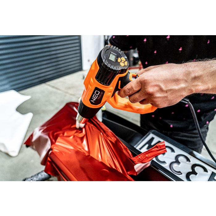 2000W teljesítményű hőlégfúvó, 04-710 NEO