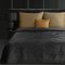 Черна покривка за легло от фино кадифе с принт на листа от гинко