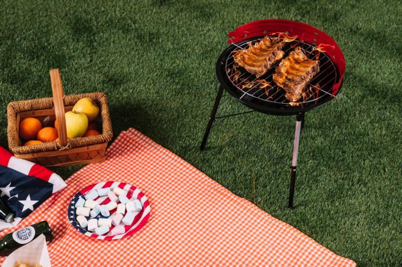 Runder Gartengrill 41 X 33,5 X 46,5 cm - rot