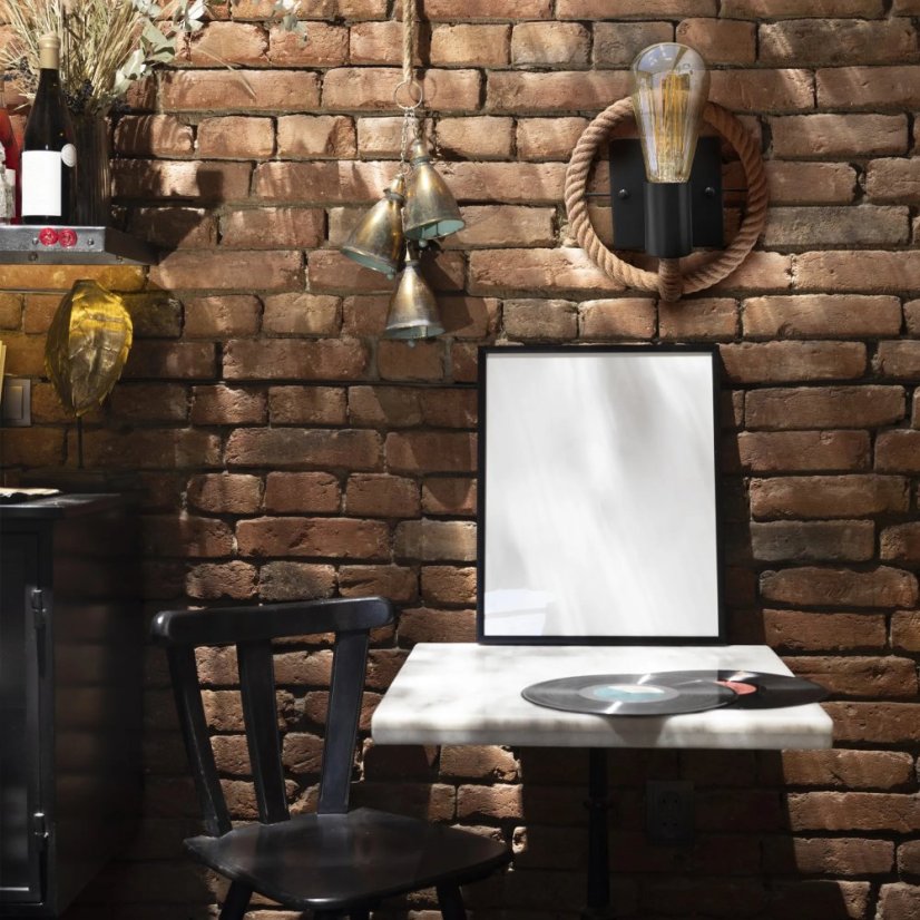 Moderné nástenné svietidlo v industriálnom štýle