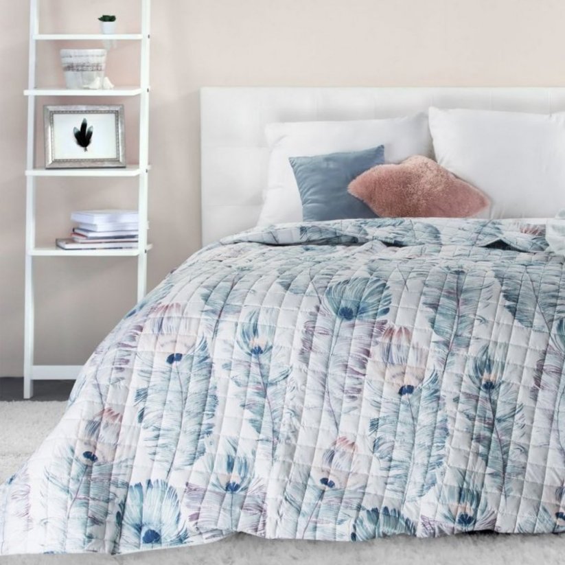 Cuvertură de pat matlasată cu două fețe, alb-albastru, cu un model de frunze
