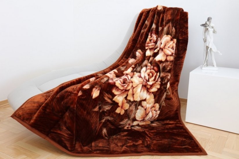 Pătură calduroasă cu imprimeu floral maro