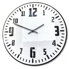 Retro hodiny na stěnu v bílé barvě s černým ciferníkem