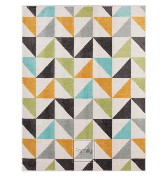 Дизайнерски килим в красива комбинация от цветове