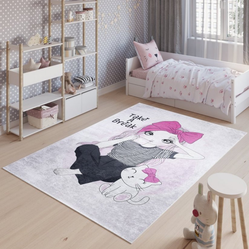 Детски килим за момичешка стая с дама с кафе - Размерът на килима: Ширина: 80 см | Дължина: 150 см