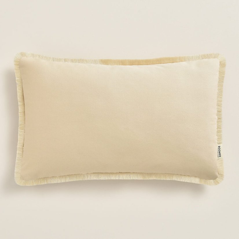 Béžová obliečka na vankúš Boca Chica so strapcami 30 x 50 cm 