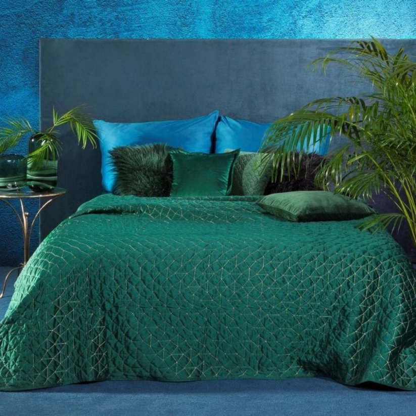 Luksuzno zeleno posteljno pregrinjalo šivano z debelo zlato nitjo 220 x 240 cm