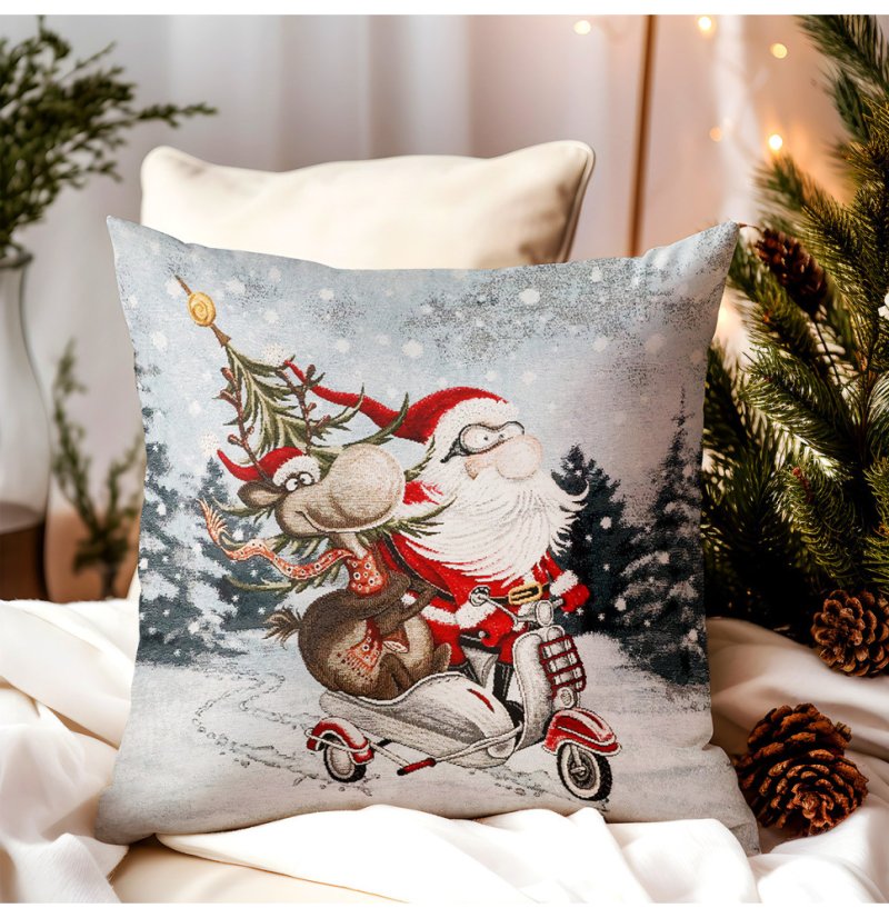 Vianočná gobelínová obliečka na vankúš Santa na skútri so sobom a stromčekom