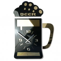 Particolare orologio da parete nero con deisng bicchiere di birra