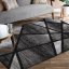 Moderner grau-schwarzer Teppich mit abstraktem Muster