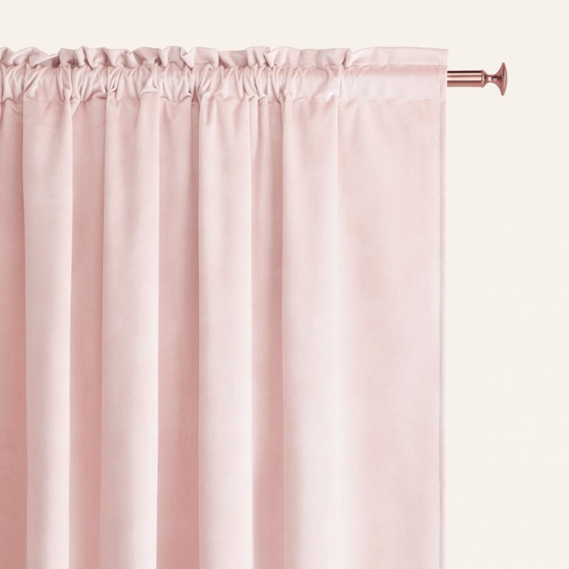 Svetlo roza velur zavesa CHARMY za trak 140 x 260 cm