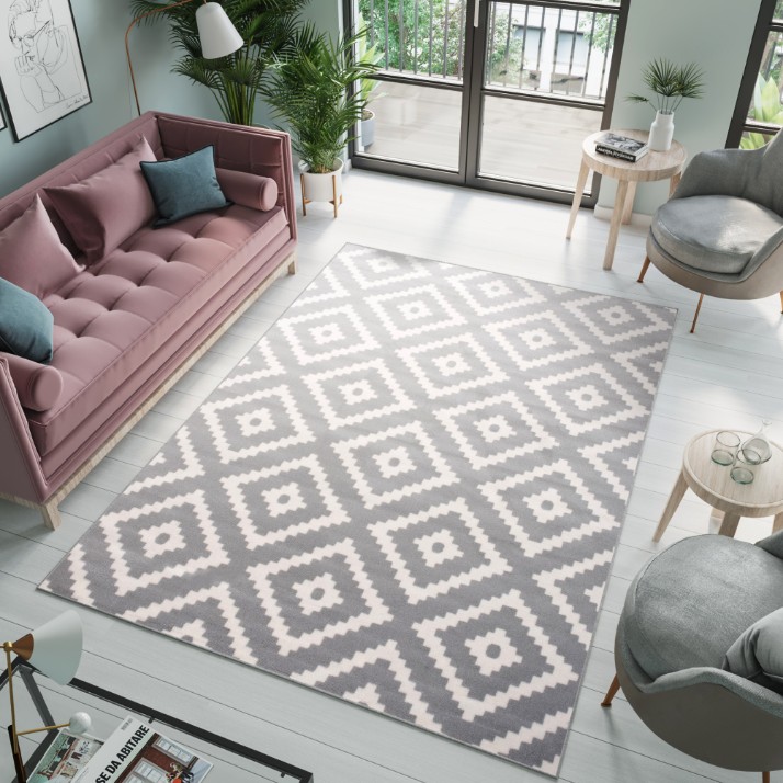 Koberec s moderným vzorom