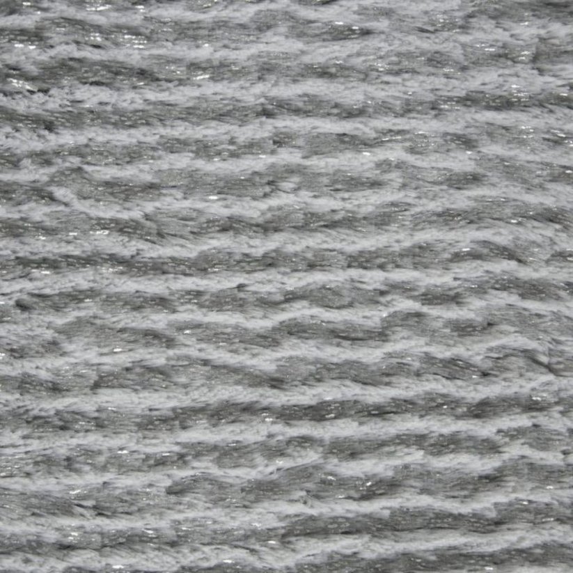 Jednofarebná luxusná deka v sivej farbe