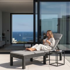 PREMIUM összecsukható nyugágy medencéhez és teraszra - szürke párnával