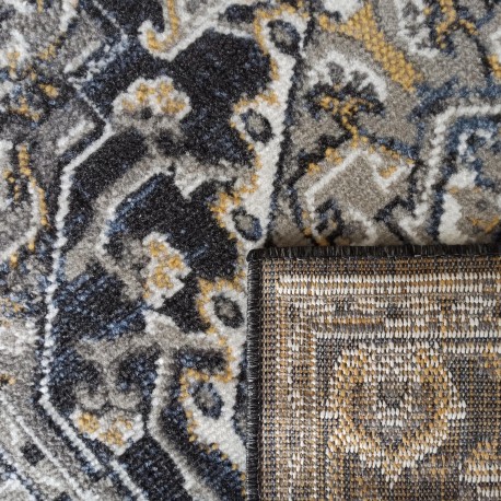 Dizajnový koberec s vintage vzorom