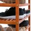 Schuhregal aus massivem Akazienholz 75 × 26 × 82 cm
